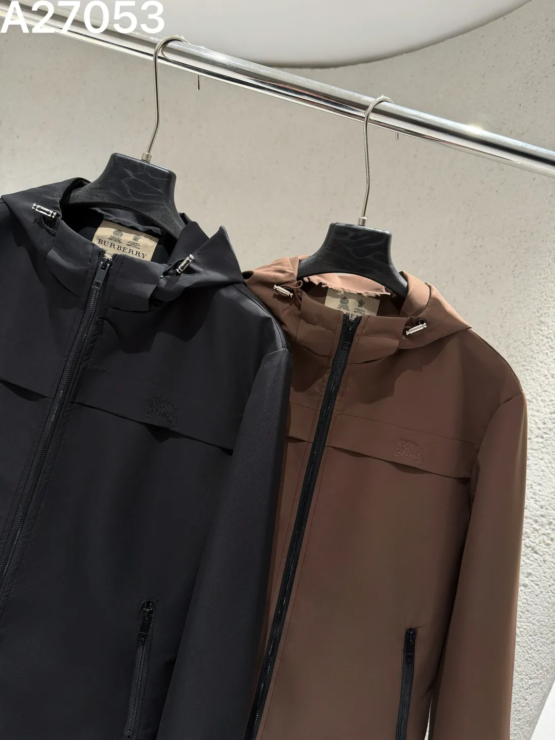Hooded Technical Shell Jacket D21522775 — view 6