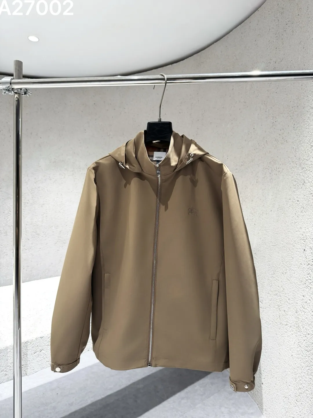 Hooded Technical Shell Jacket D21522776