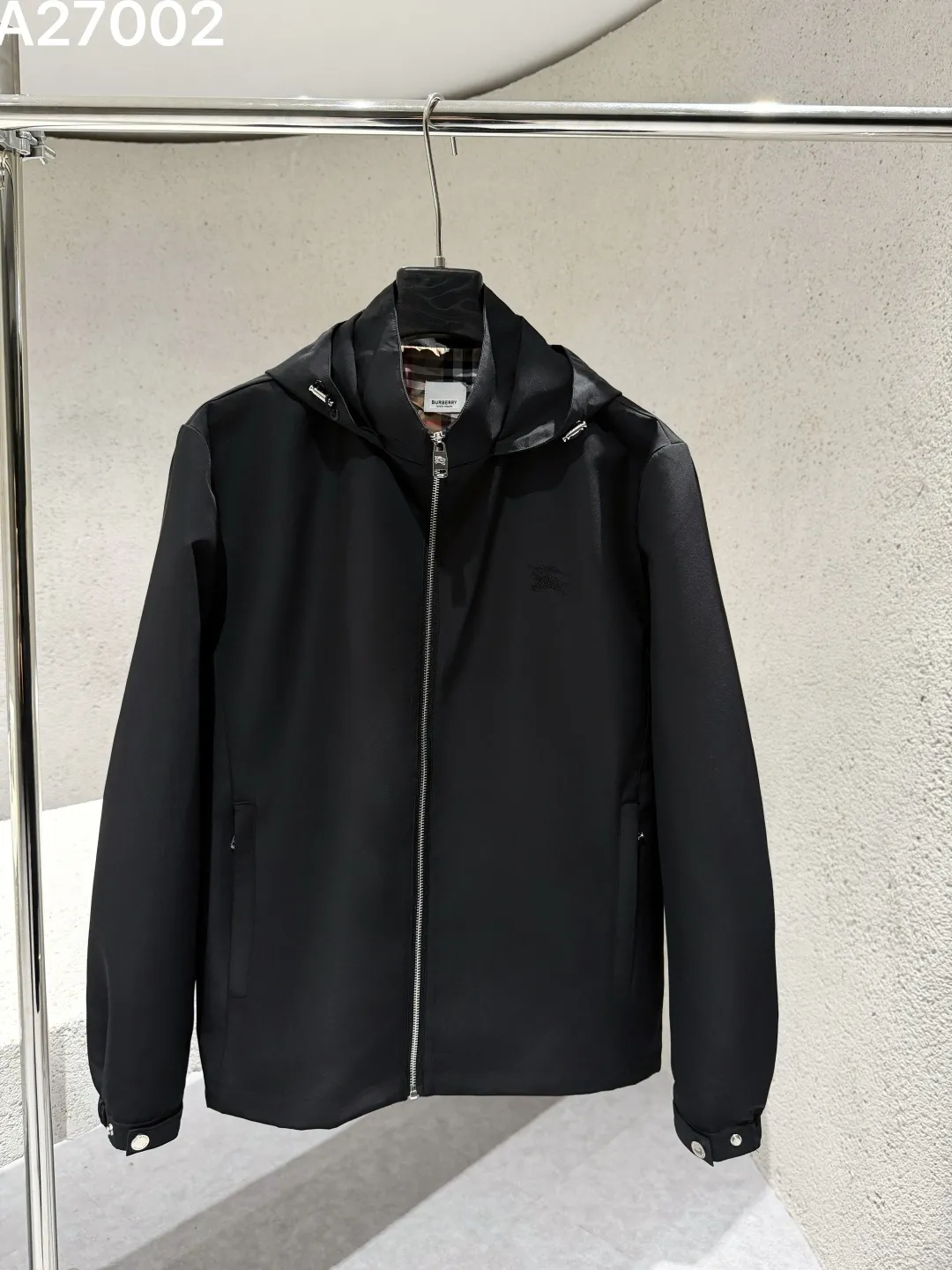Hooded Technical Shell Jacket D21522776 — view 2