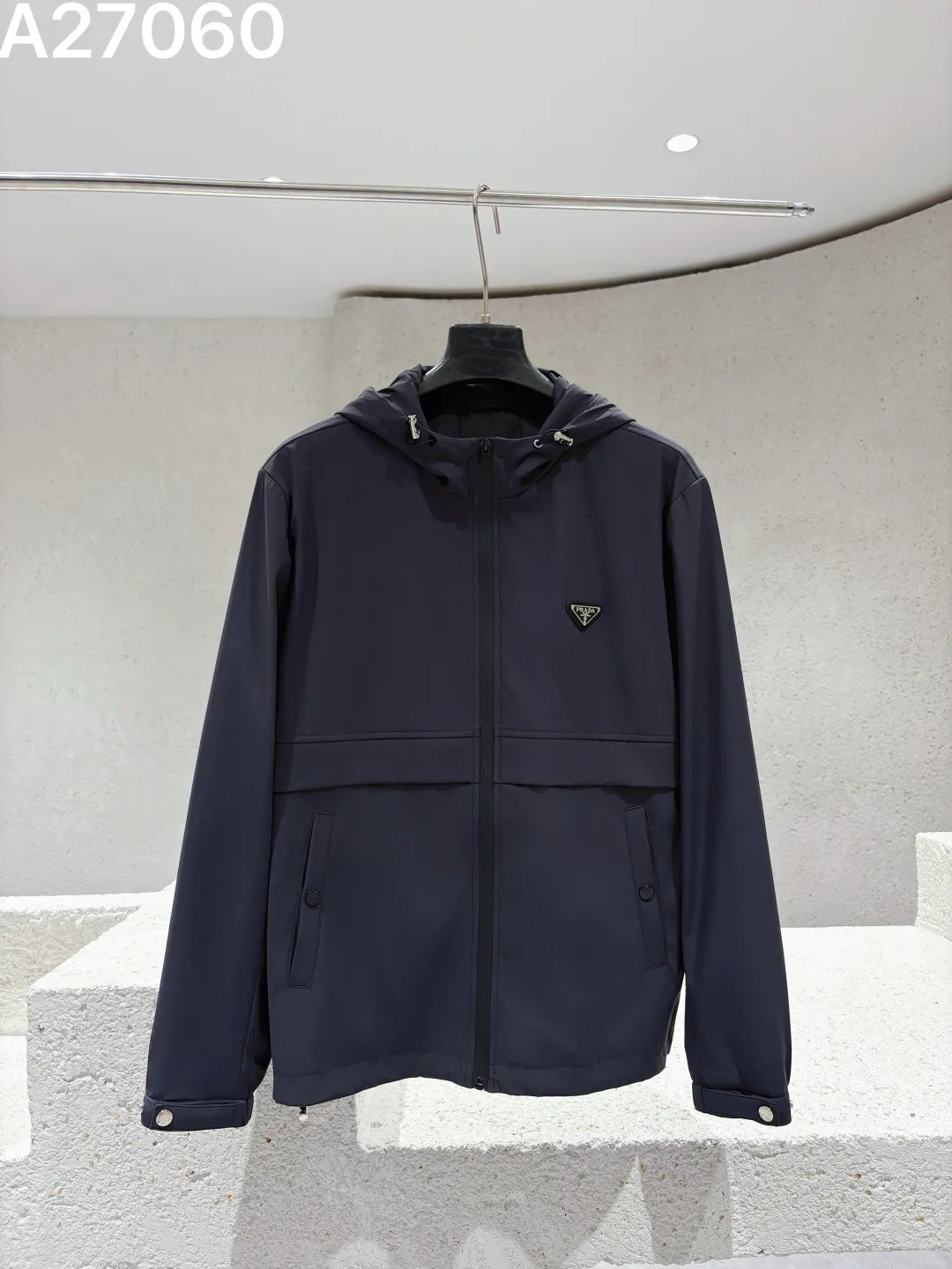 Logo-Appliqué Hooded Technical Jacket D21522771 — view 2