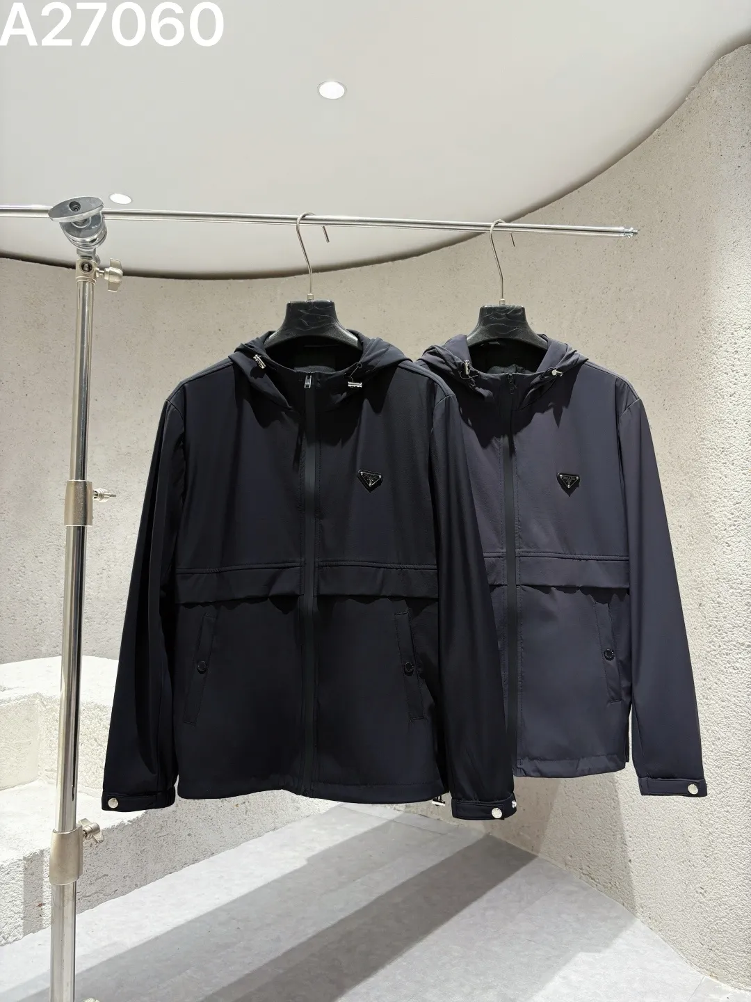 Logo-Appliqué Hooded Technical Jacket D21522771 — view 3