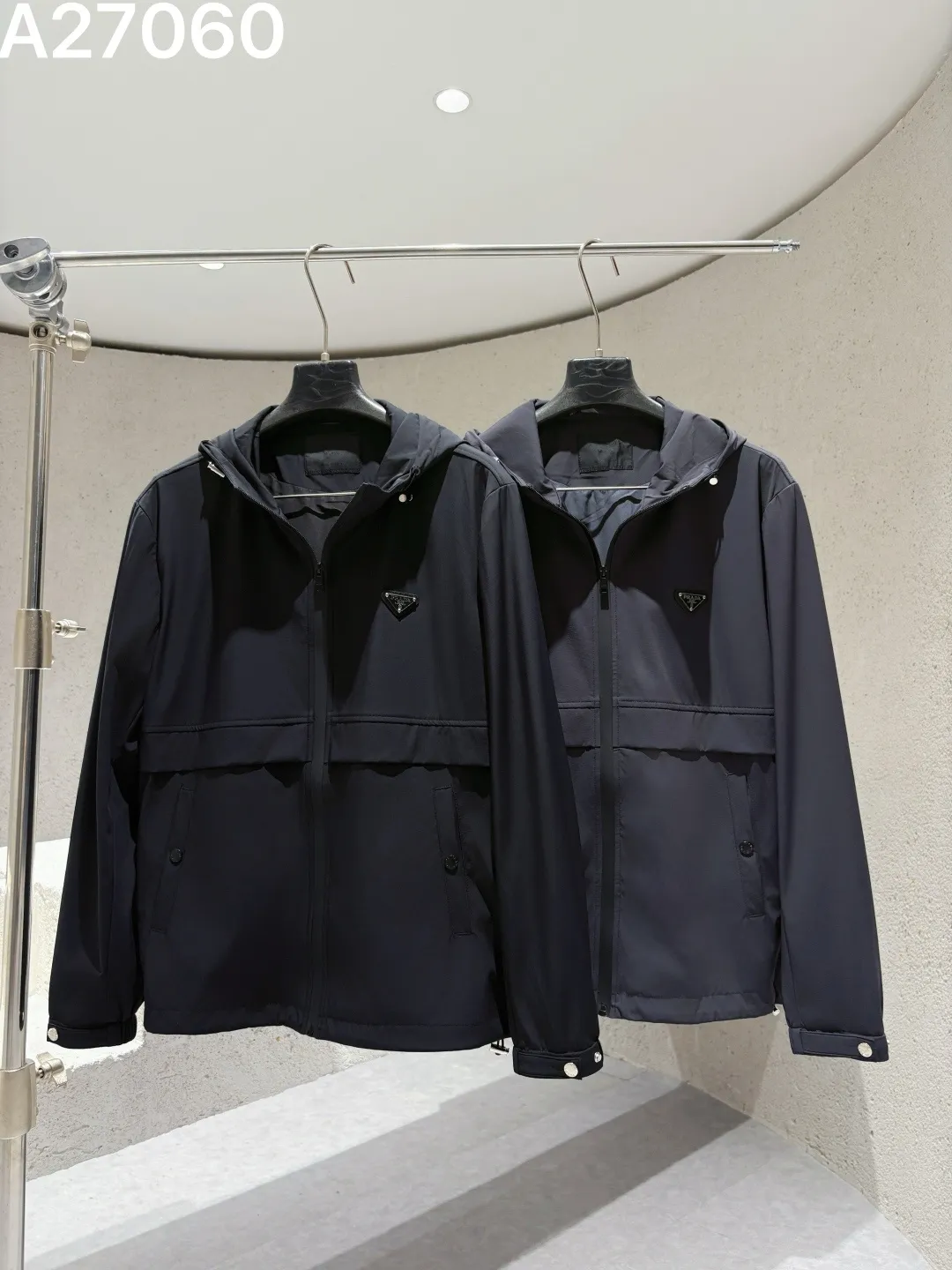 Logo-Appliqué Hooded Technical Jacket D21522771 — view 4