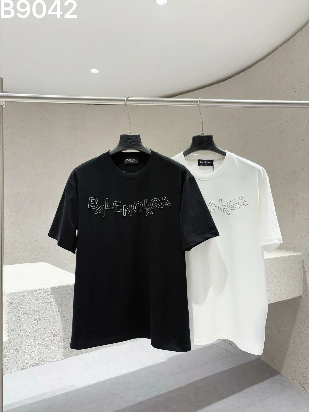 Embroidered Logo Cotton T-Shirt D8522842 — view 3