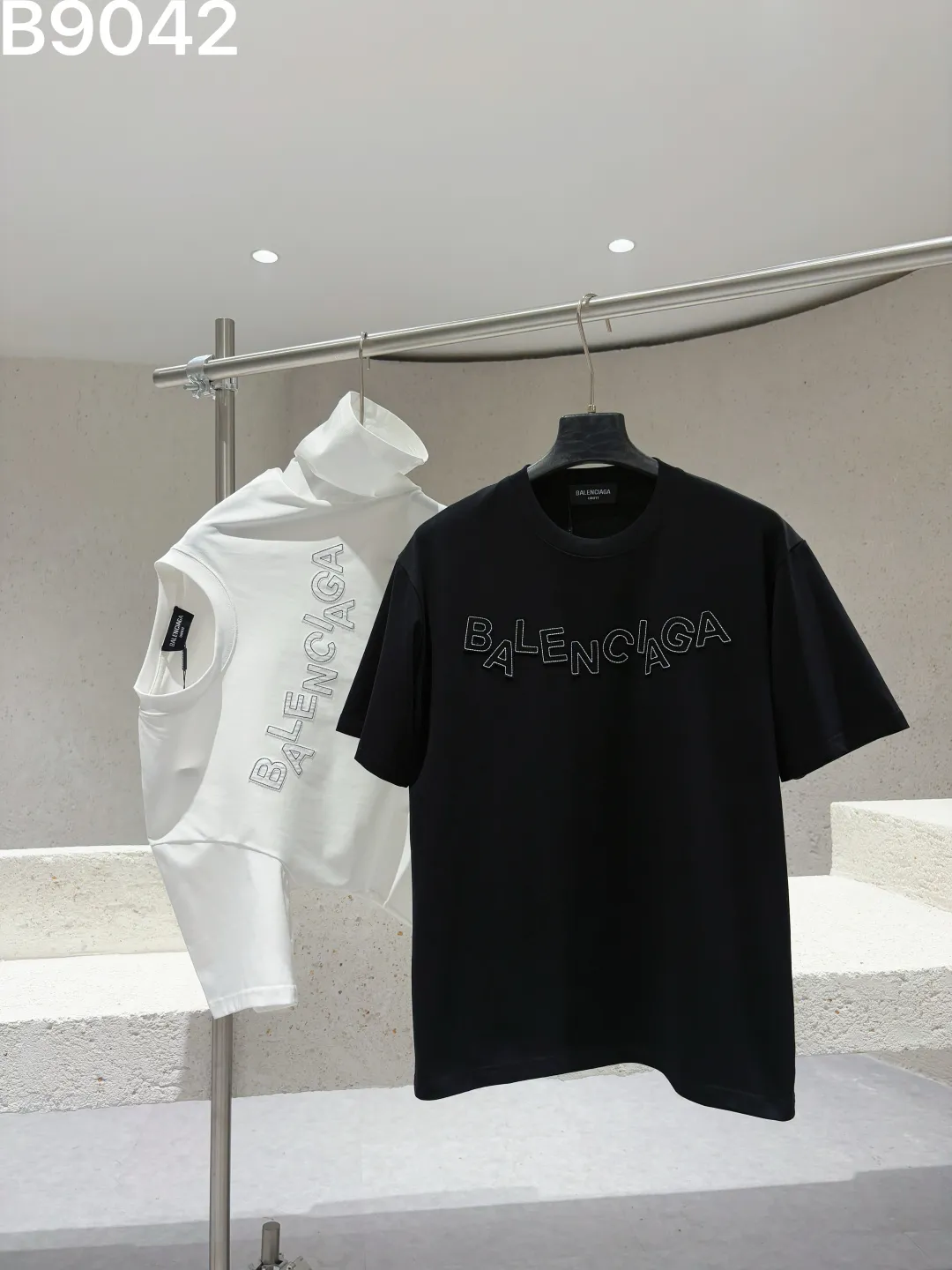 Embroidered Logo Cotton T-Shirt D8522842 — view 5