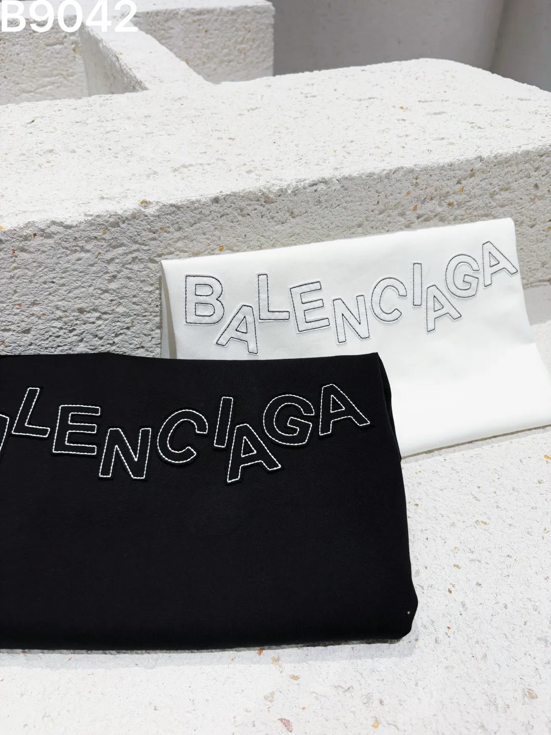 Embroidered Logo Cotton T-Shirt D8522842 — view 8