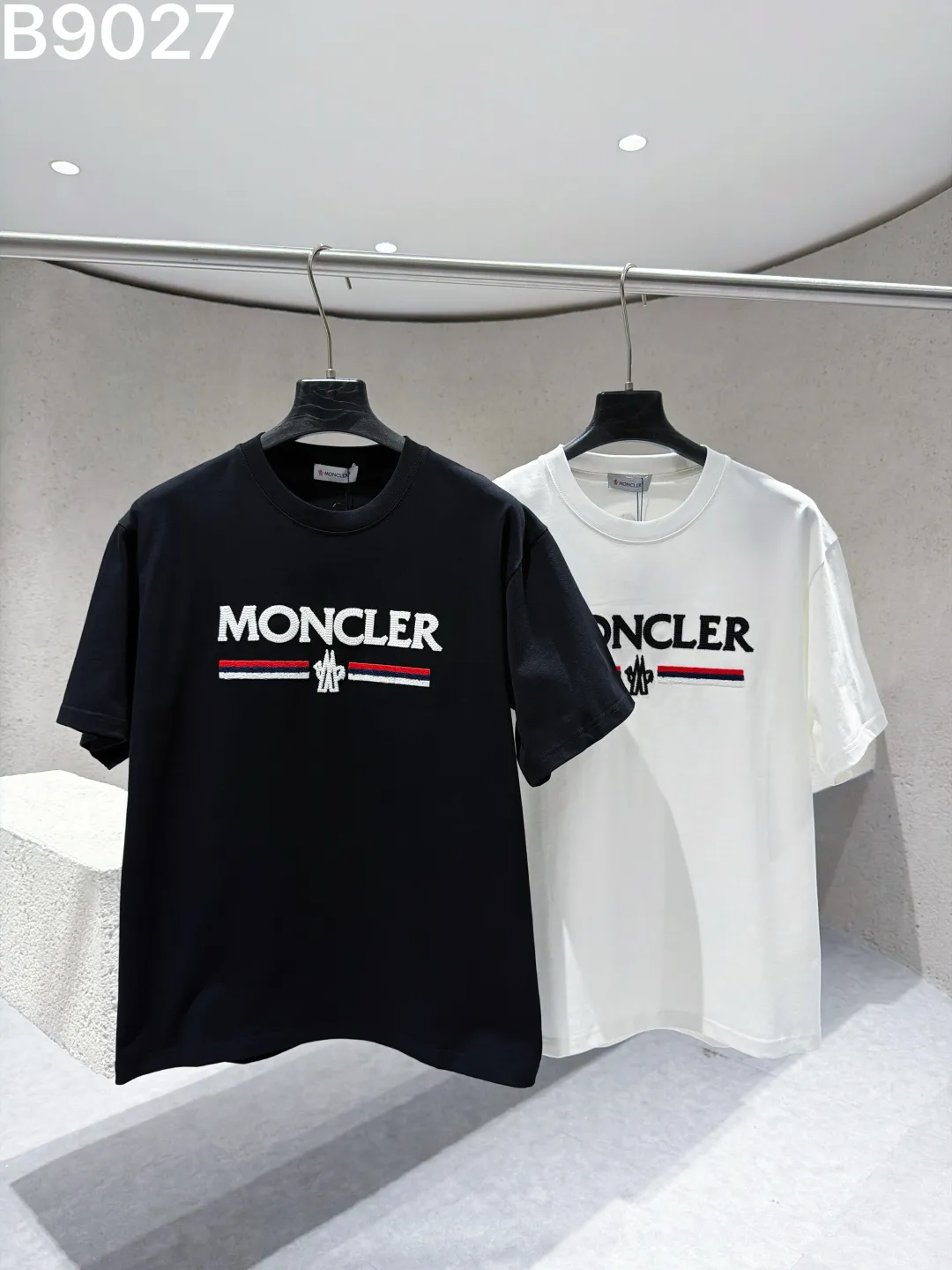 Embroidered Logo Cotton T-Shirt D8522851 — view 3