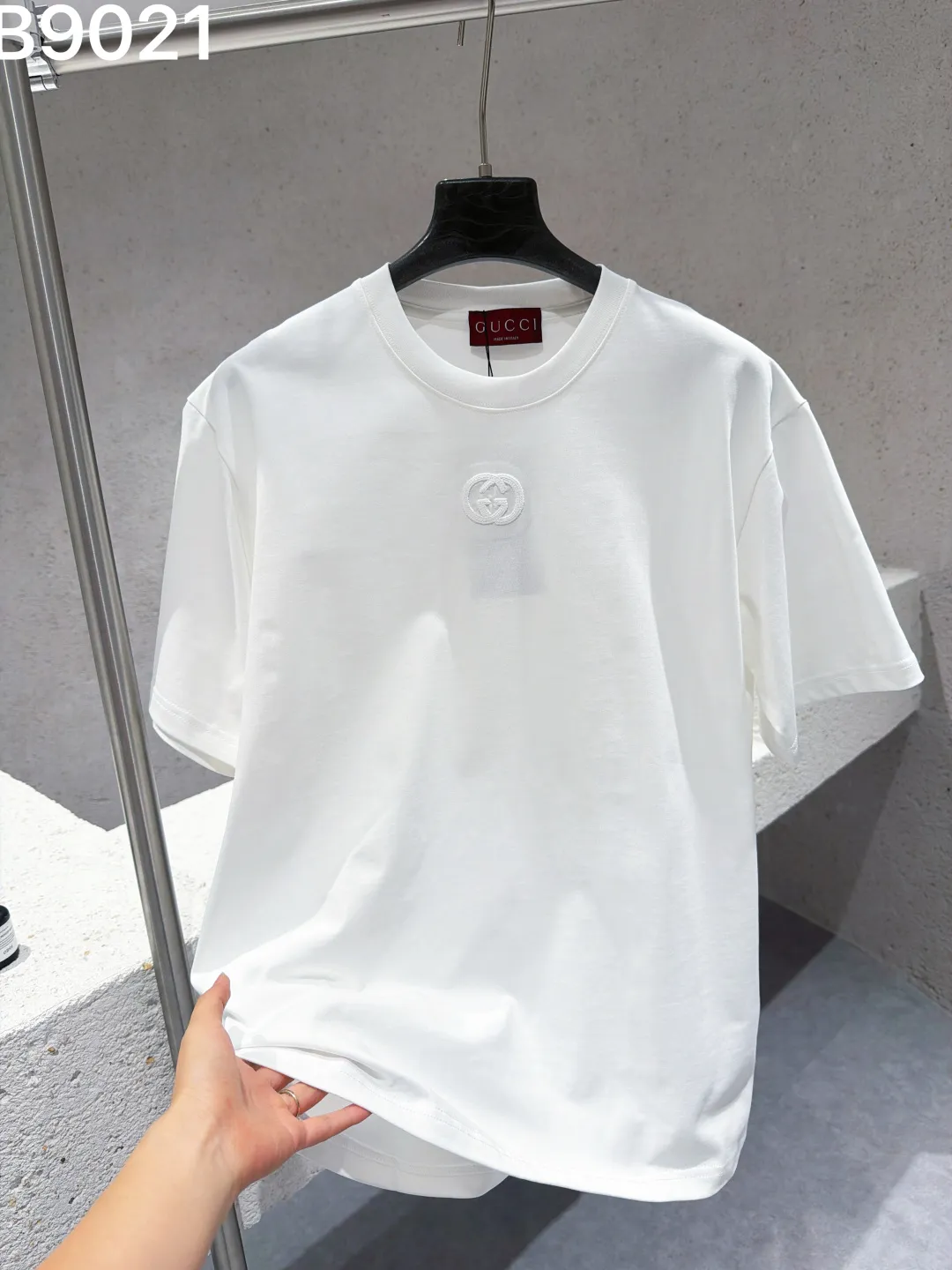 Embroidered Interlocking G Cotton T-Shirt D9022814 — view 2