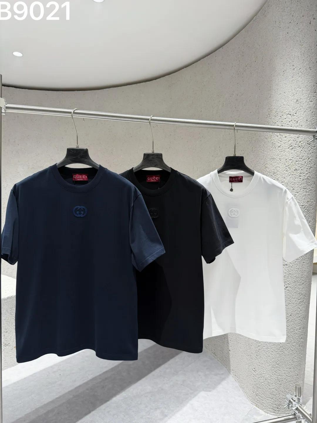Embroidered Interlocking G Cotton T-Shirt D9022814 — view 4