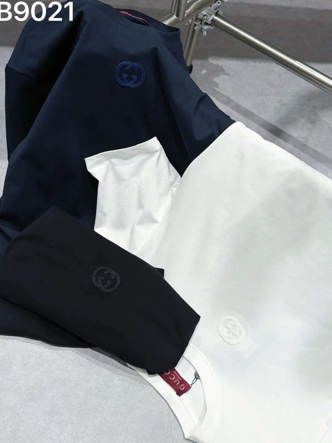 Embroidered Interlocking G Cotton T-Shirt D9022814 — view 6
