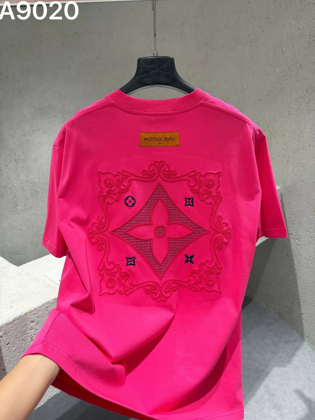 Embroidered Monogram Cotton T-Shirt D9022850