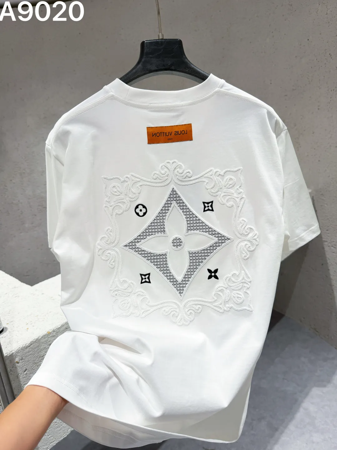 Embroidered Monogram Cotton T-Shirt D9022850 — view 3