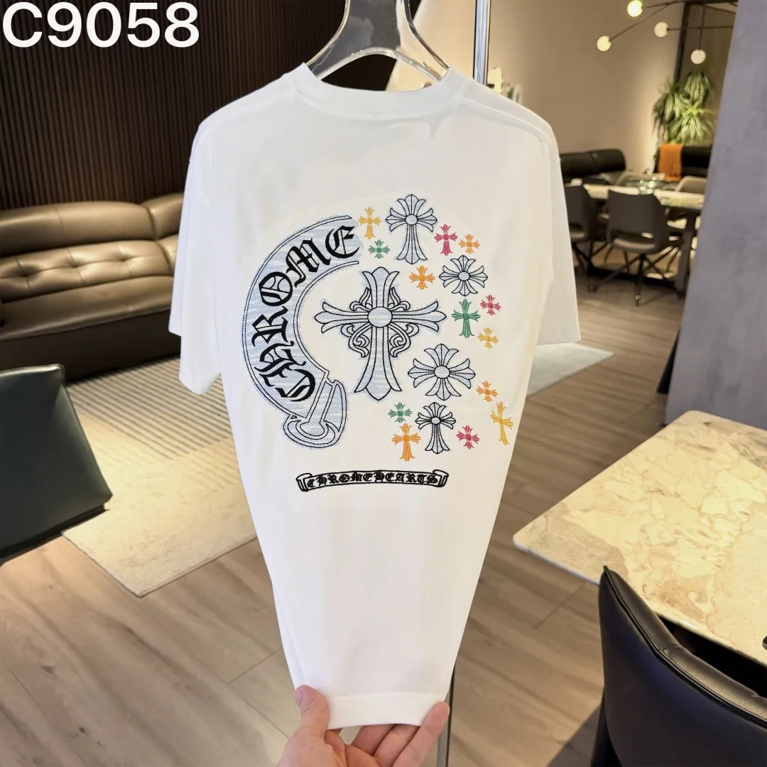 Embroidered Triple Cross Logo T-Shirt D9522823 — view 4