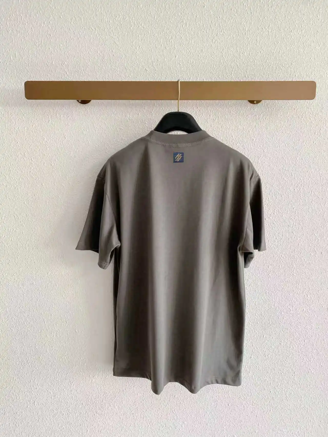 Gradient Script Logo Cotton T-Shirt D13521619 — view 2