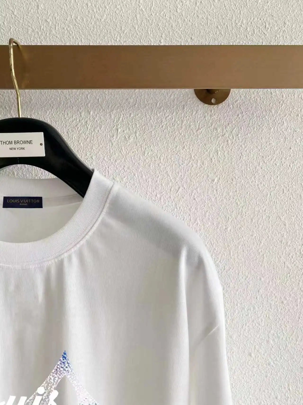Gradient Script Logo Cotton T-Shirt D13521618 — view 4