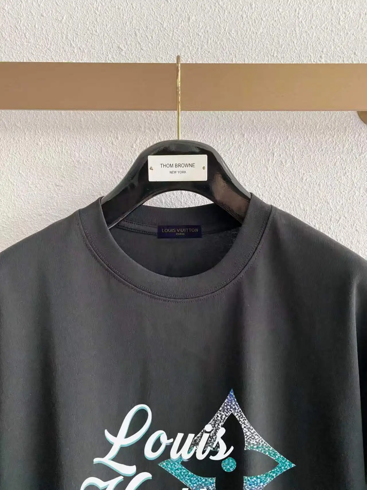 Gradient Script Logo Cotton T-Shirt D13521621 — view 3