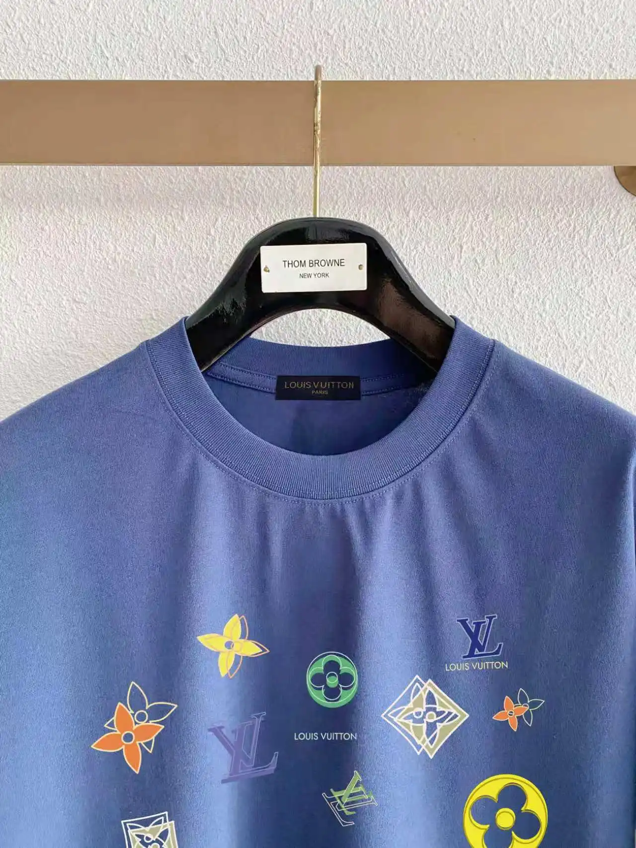 Monogram Badge Print Cotton T-Shirt D13521432 — view 3