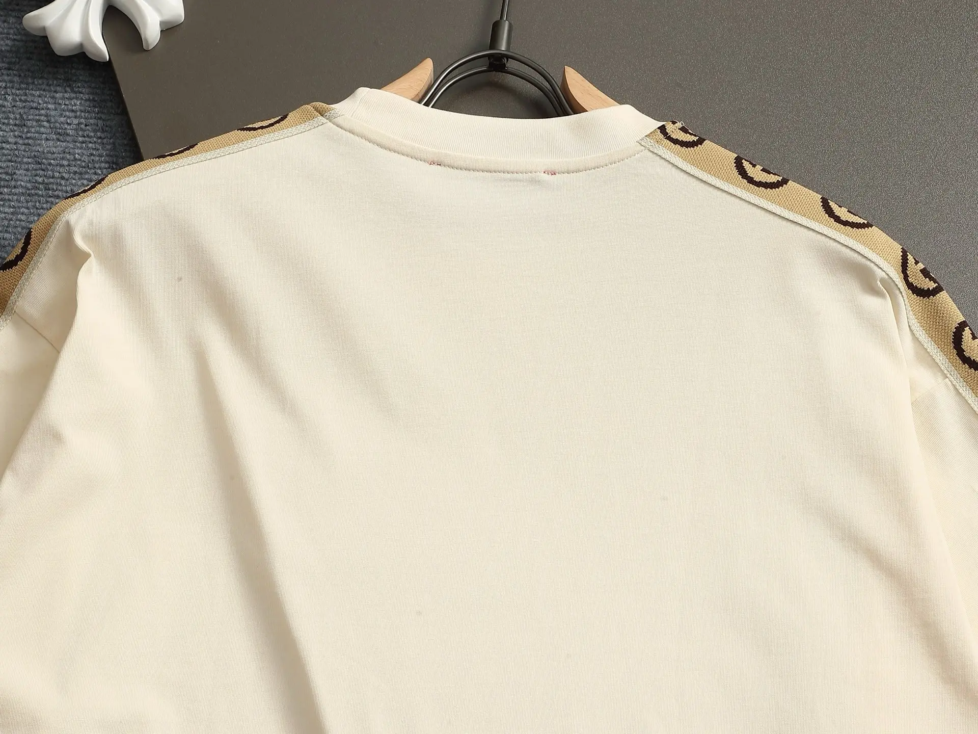 Logo-Tape Cotton Jersey T-Shirt D13521475 — view 10