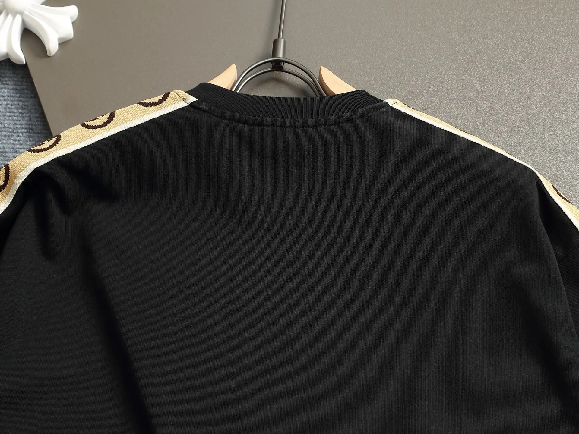 Webbing Trim Logo Print Cotton T-Shirt D13521476 — view 9