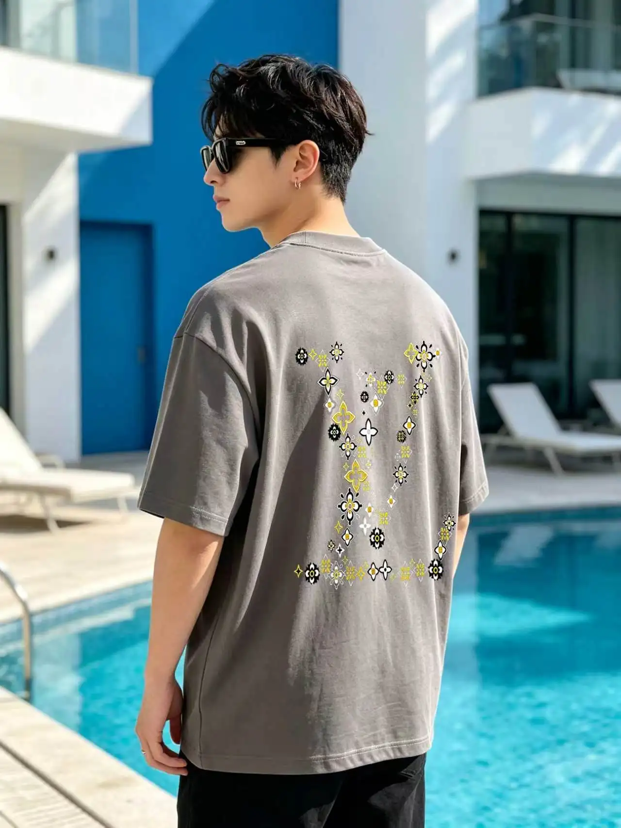 Signature Embroidered Logo Cotton T-Shirt D14021611 — view 6