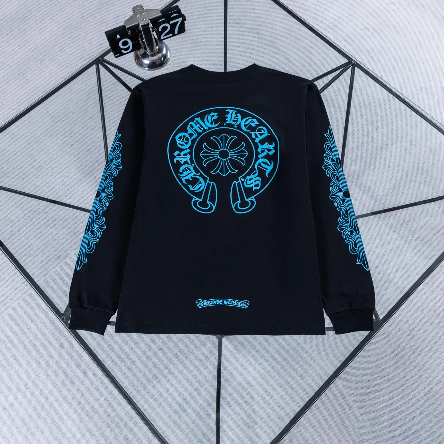 Chrome Hearts Horseshoe Logo Long-Sleeve T-Shirt D14022739 — view 3