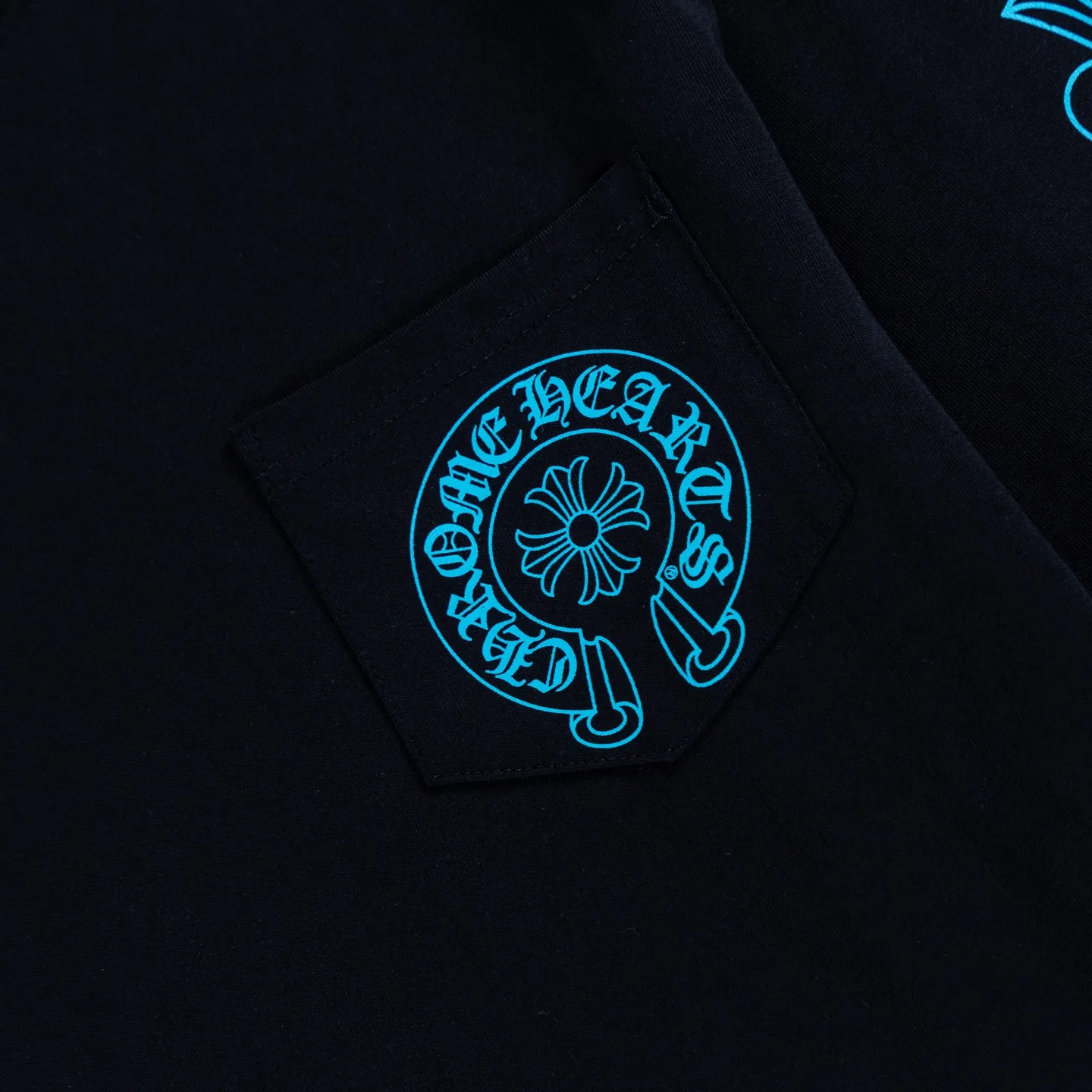 Chrome Hearts Horseshoe Logo Long-Sleeve T-Shirt D14022739 — view 5