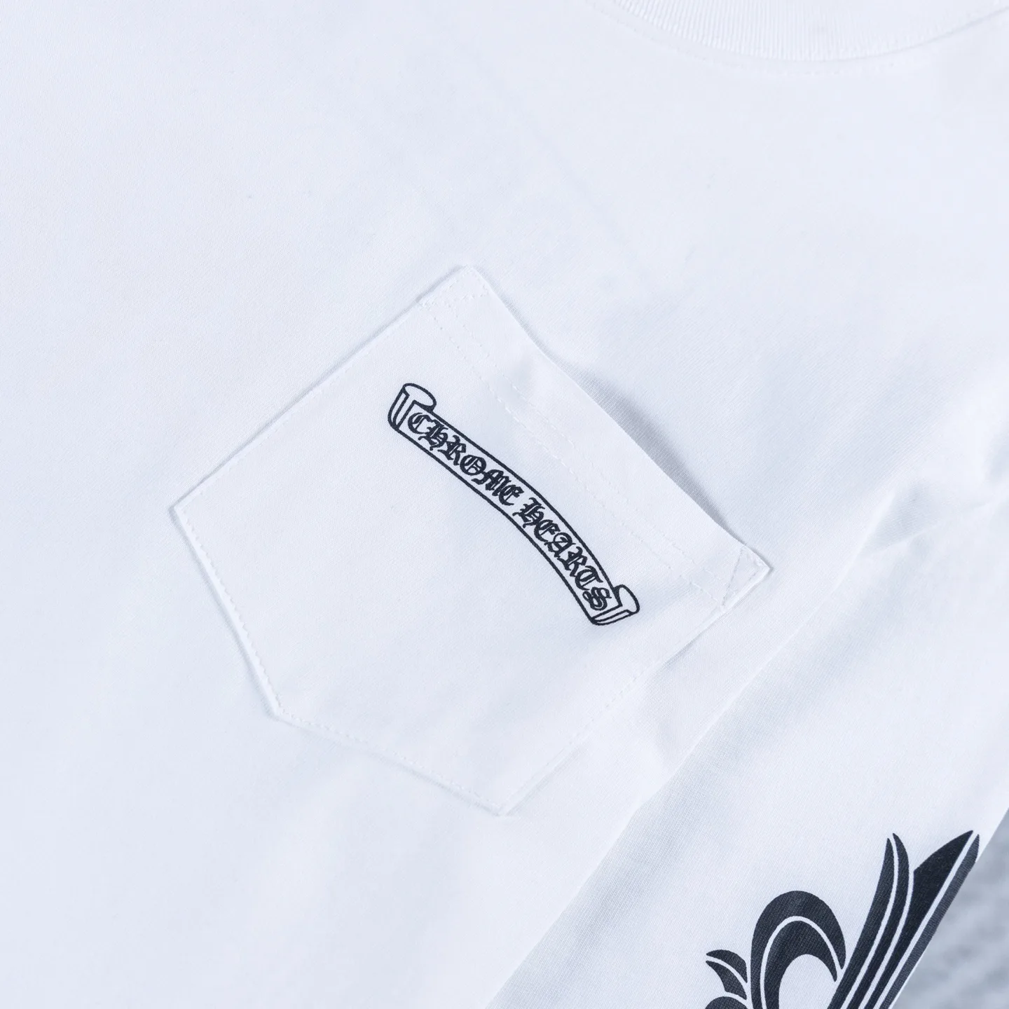Aspen Exclusive Long-Sleeve Graphic T-Shirt D14022718 — view 6