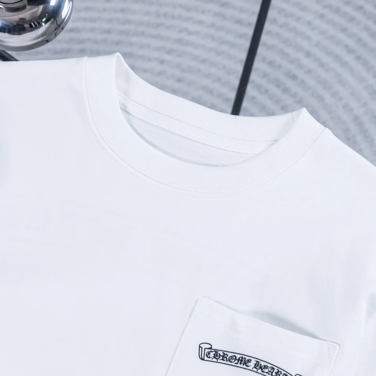 Aspen Exclusive Long-Sleeve Graphic T-Shirt D14022718 — view 7