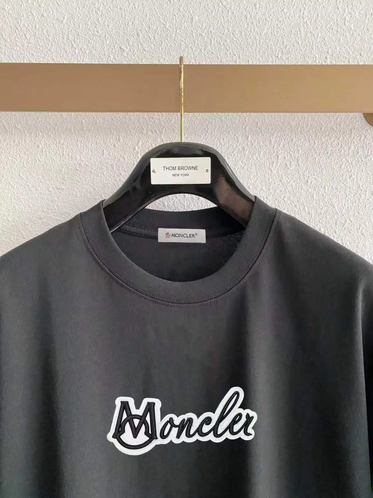 Logo Embroidered Cotton T-Shirt D14021409 — view 3