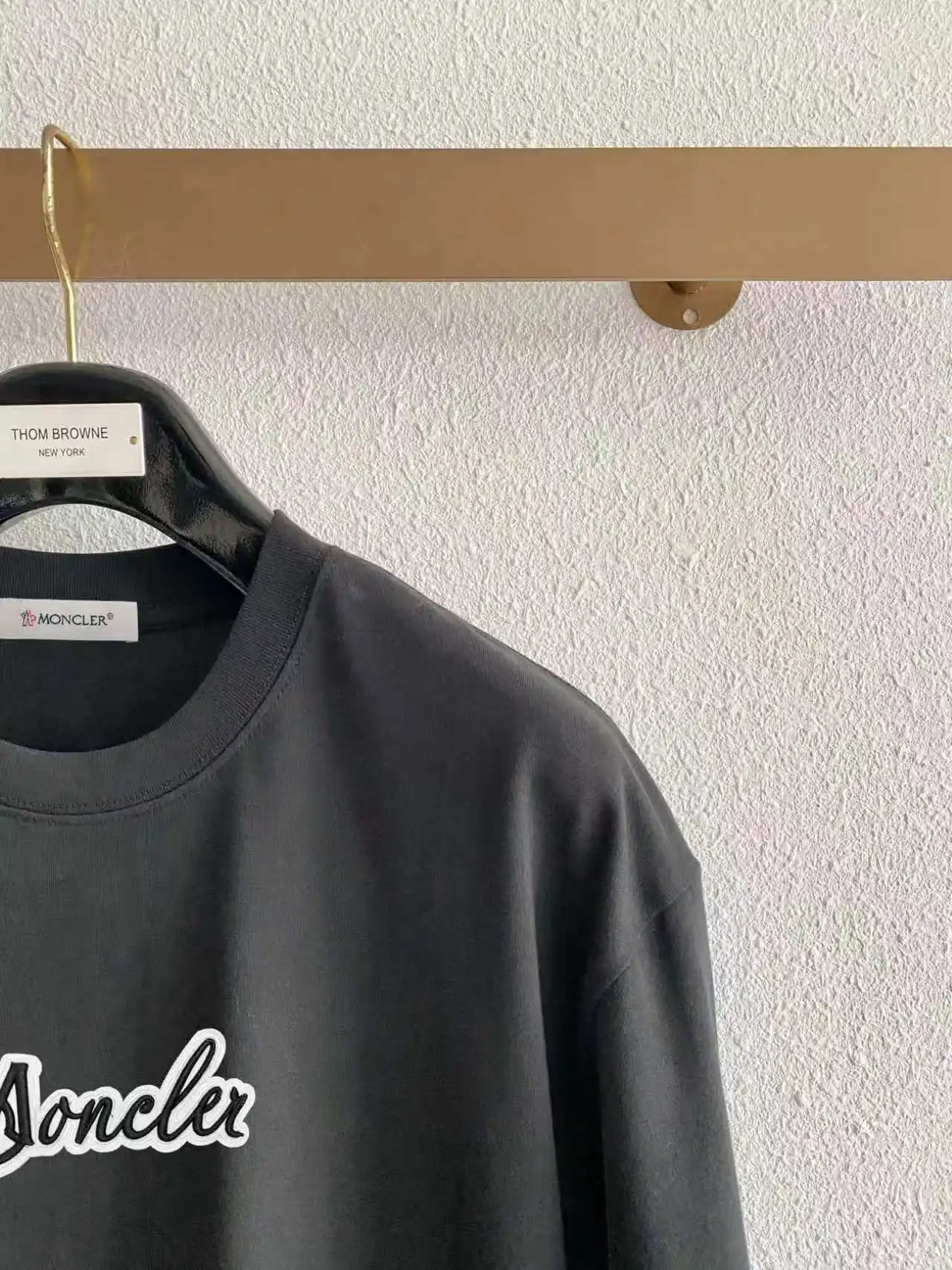 Logo Embroidered Cotton T-Shirt D14021409 — view 4