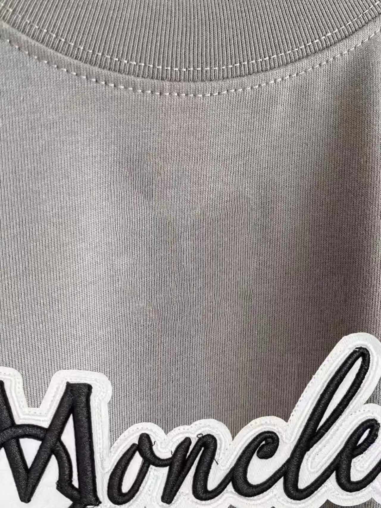 Logo Embroidered Cotton T-Shirt D14021408 — view 4