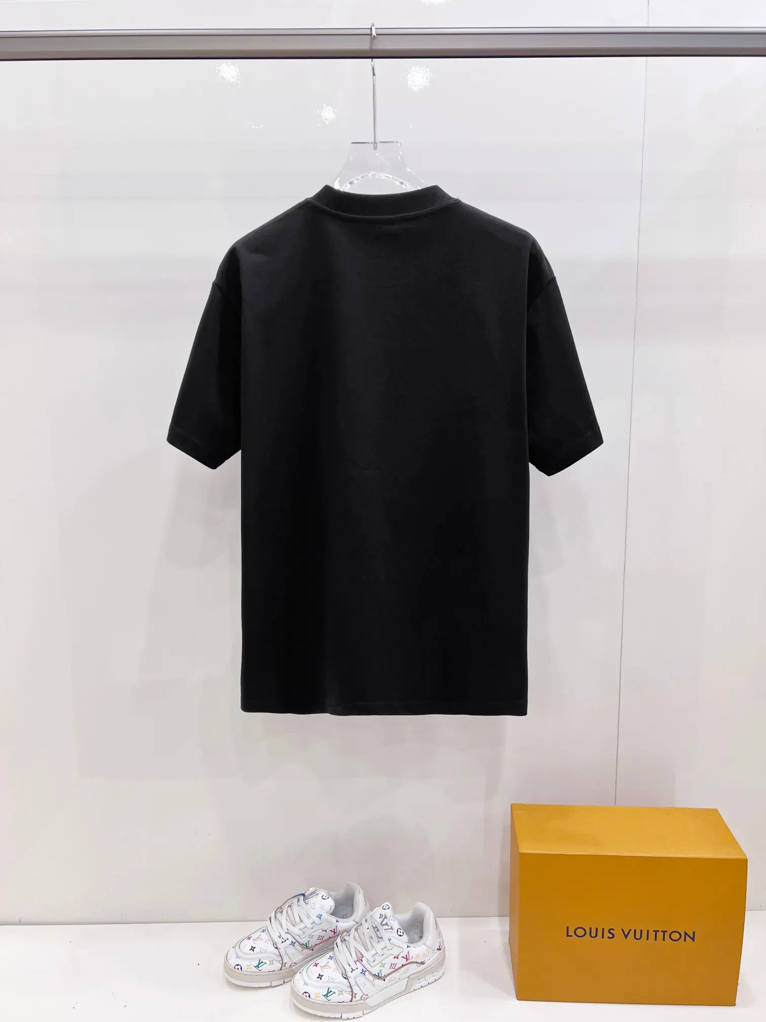 Medusa Logo Graphic T-Shirt D14521438 — view 2