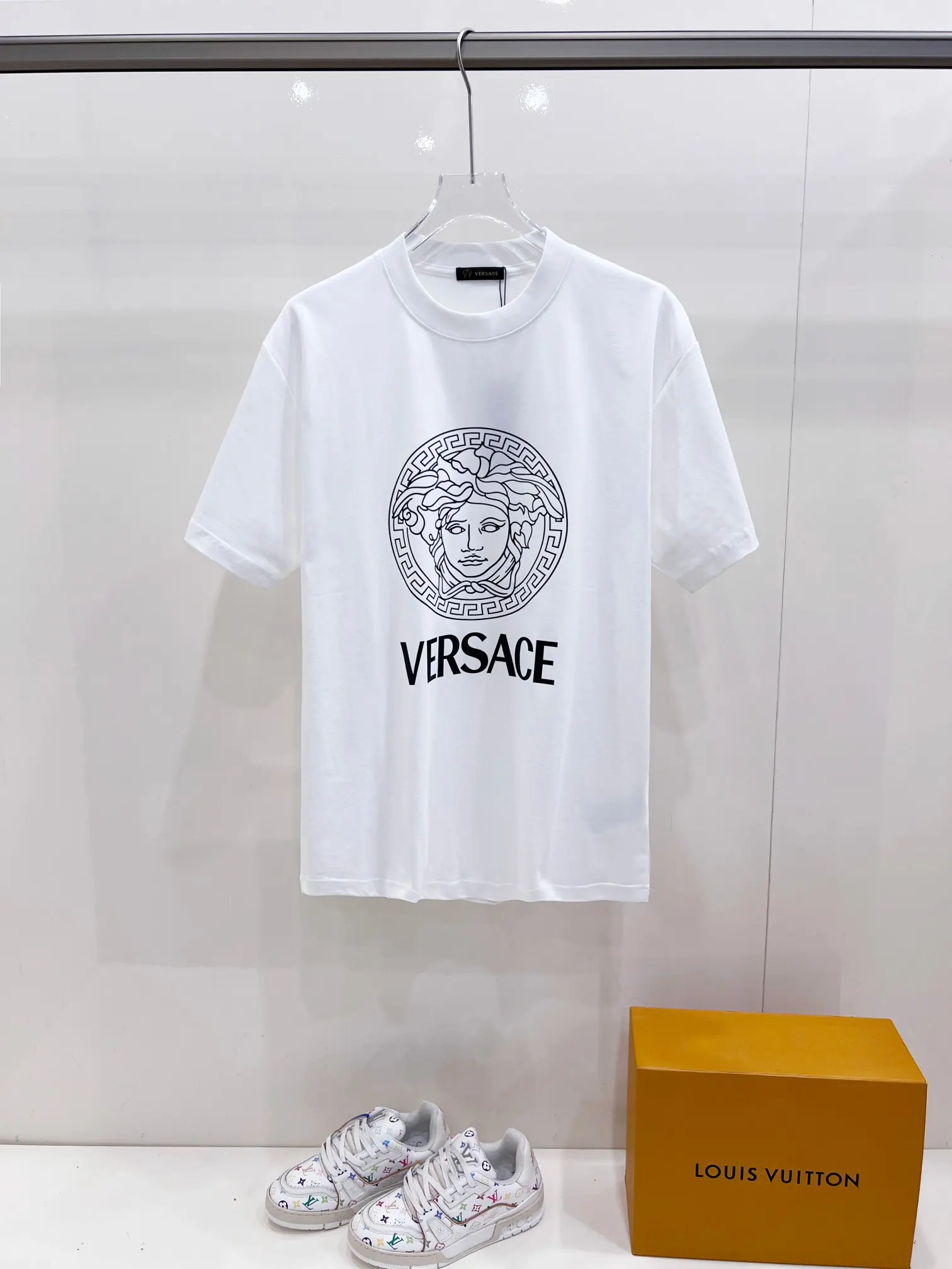 Medusa Logo Graphic T-Shirt D14521439
