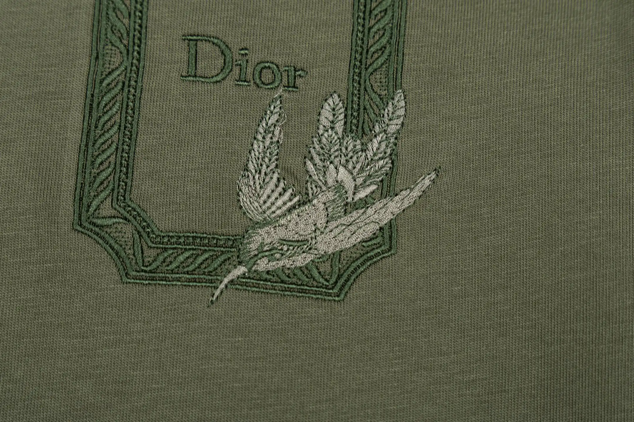 Hummingbird Médaillon Embroidered Cotton T-Shirt D14521163 — view 10
