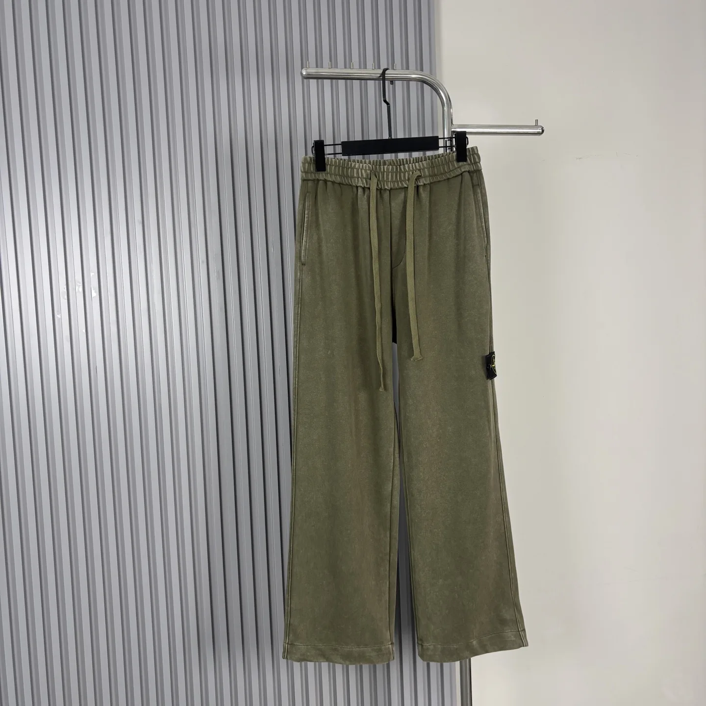 Garment-Dyed Cotton-Jersey Sweatpants D15022761