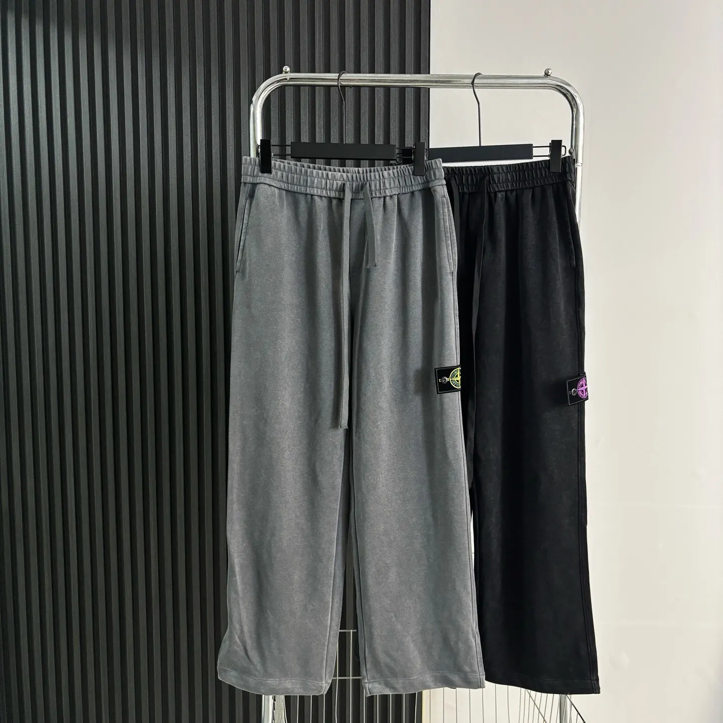 Garment-Dyed Cotton-Jersey Sweatpants D15022761 — view 2