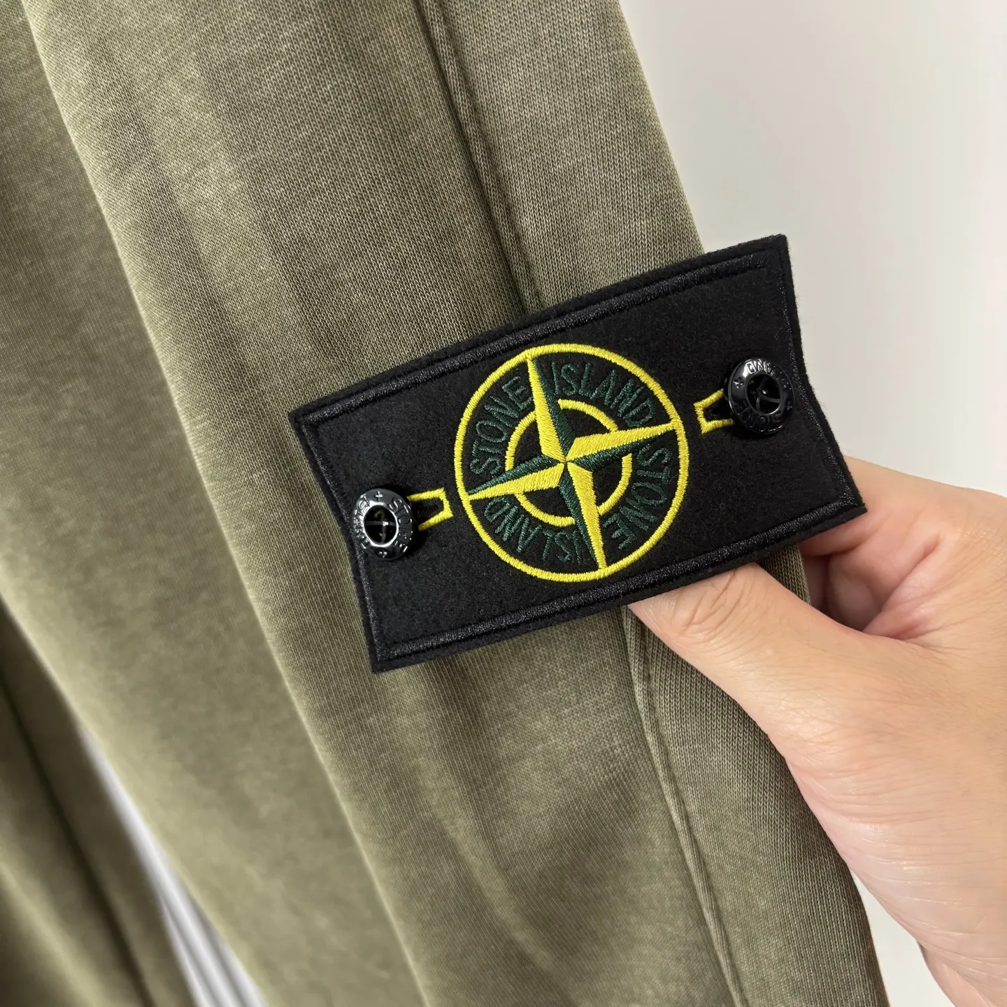 Garment-Dyed Cotton-Jersey Sweatpants D15022761 — view 4