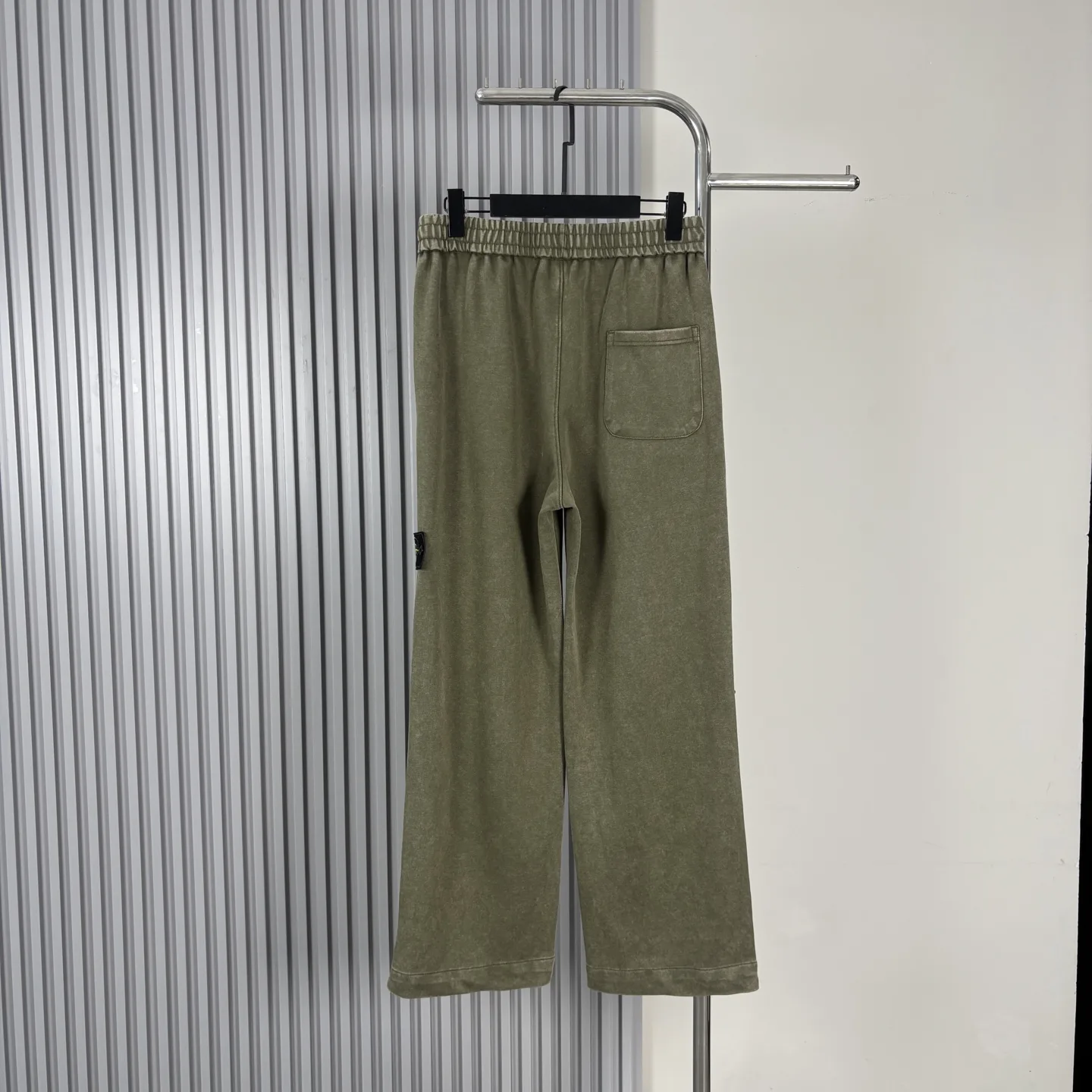 Garment-Dyed Cotton-Jersey Sweatpants D15022761 — view 6