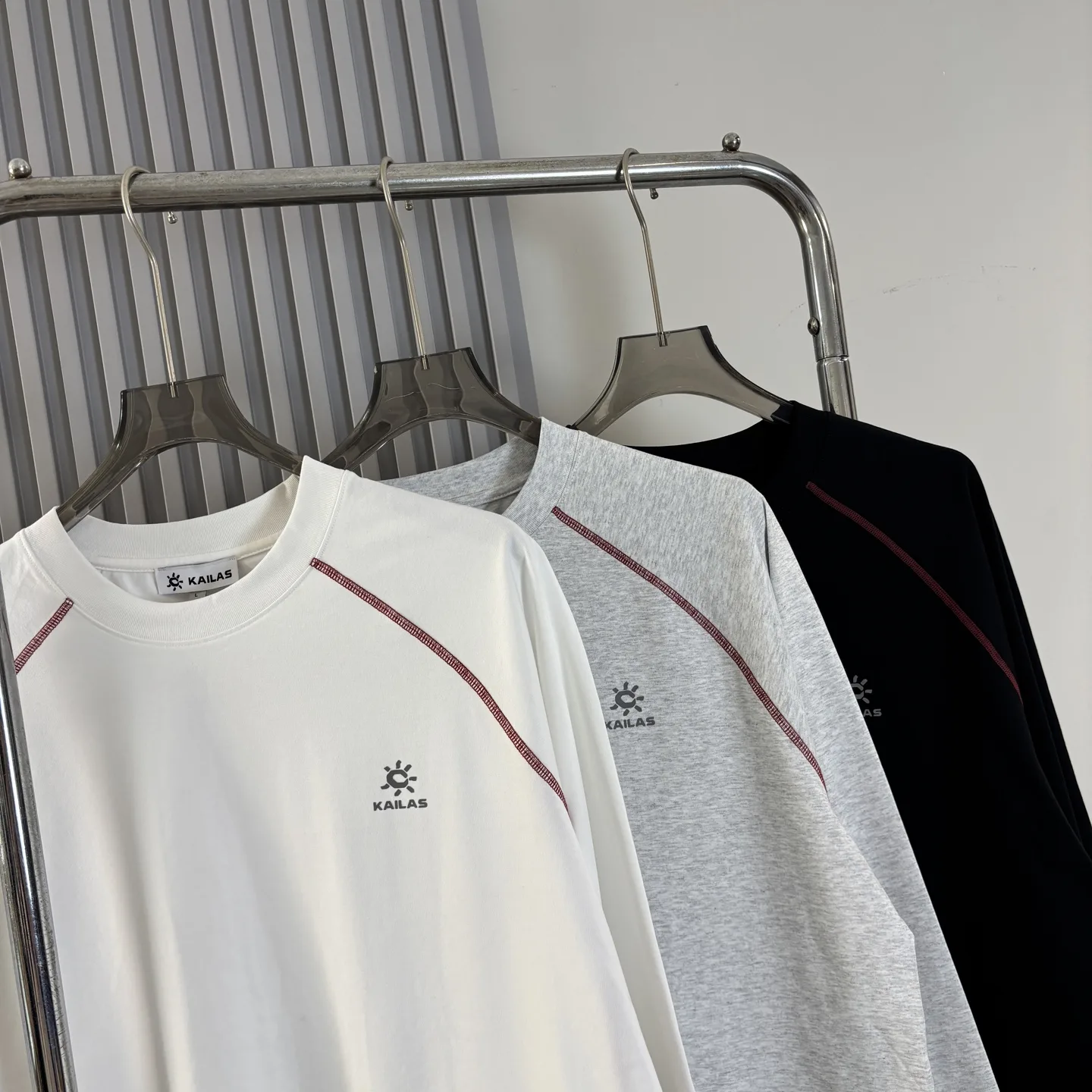 Kailas Combed Cotton Long-Sleeve T-Shirt D16022759 — view 2