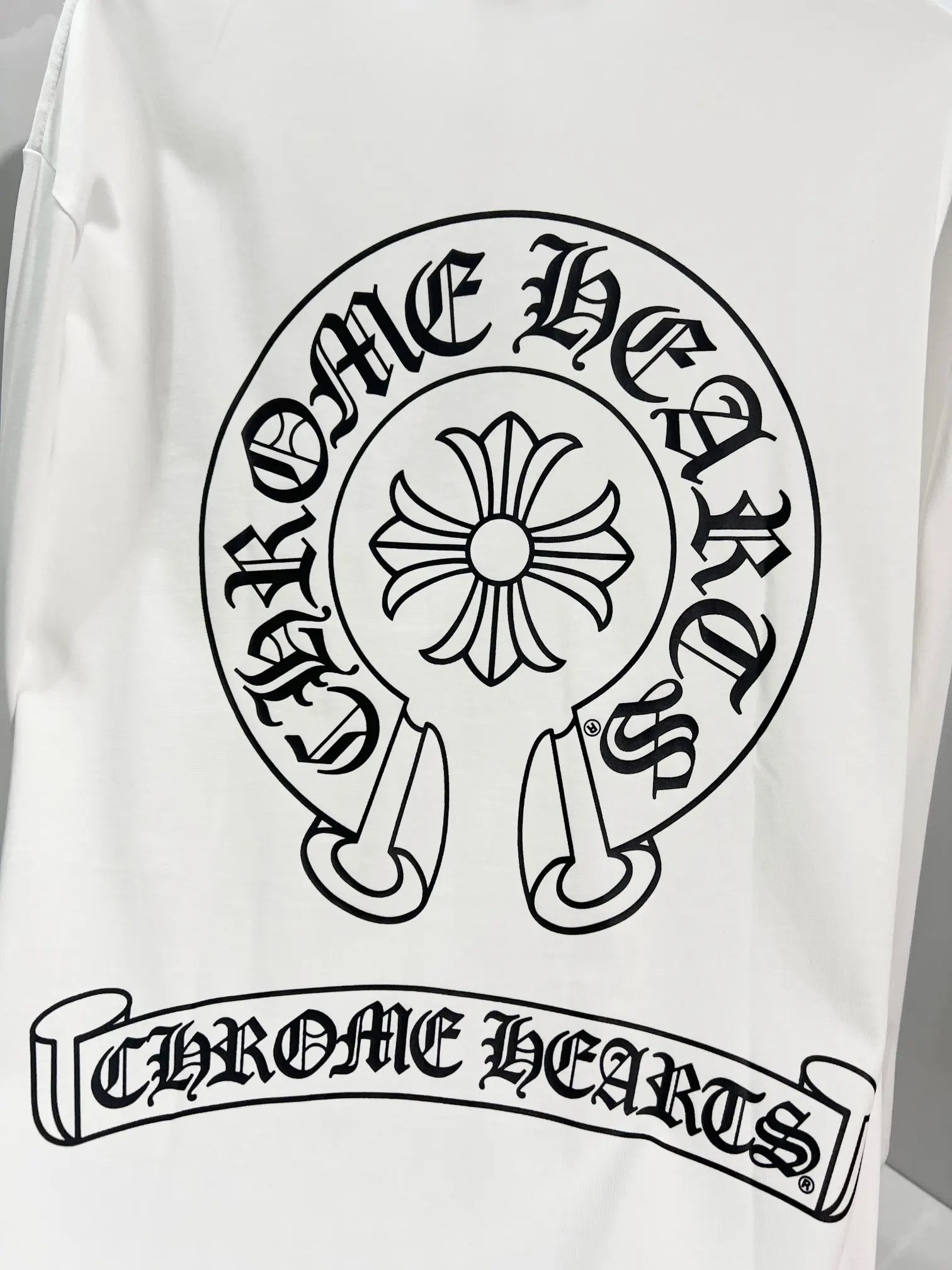 Horseshoe Logo Long-Sleeve Cotton T-Shirt D16024179 — view 6