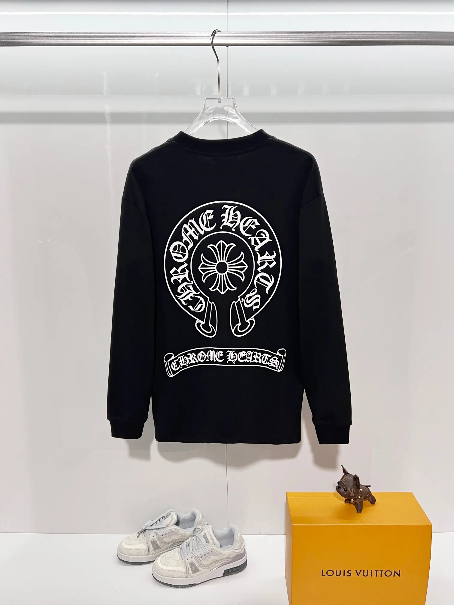 Horseshoe Logo Long-Sleeve Cotton T-Shirt D16024178 — view 2