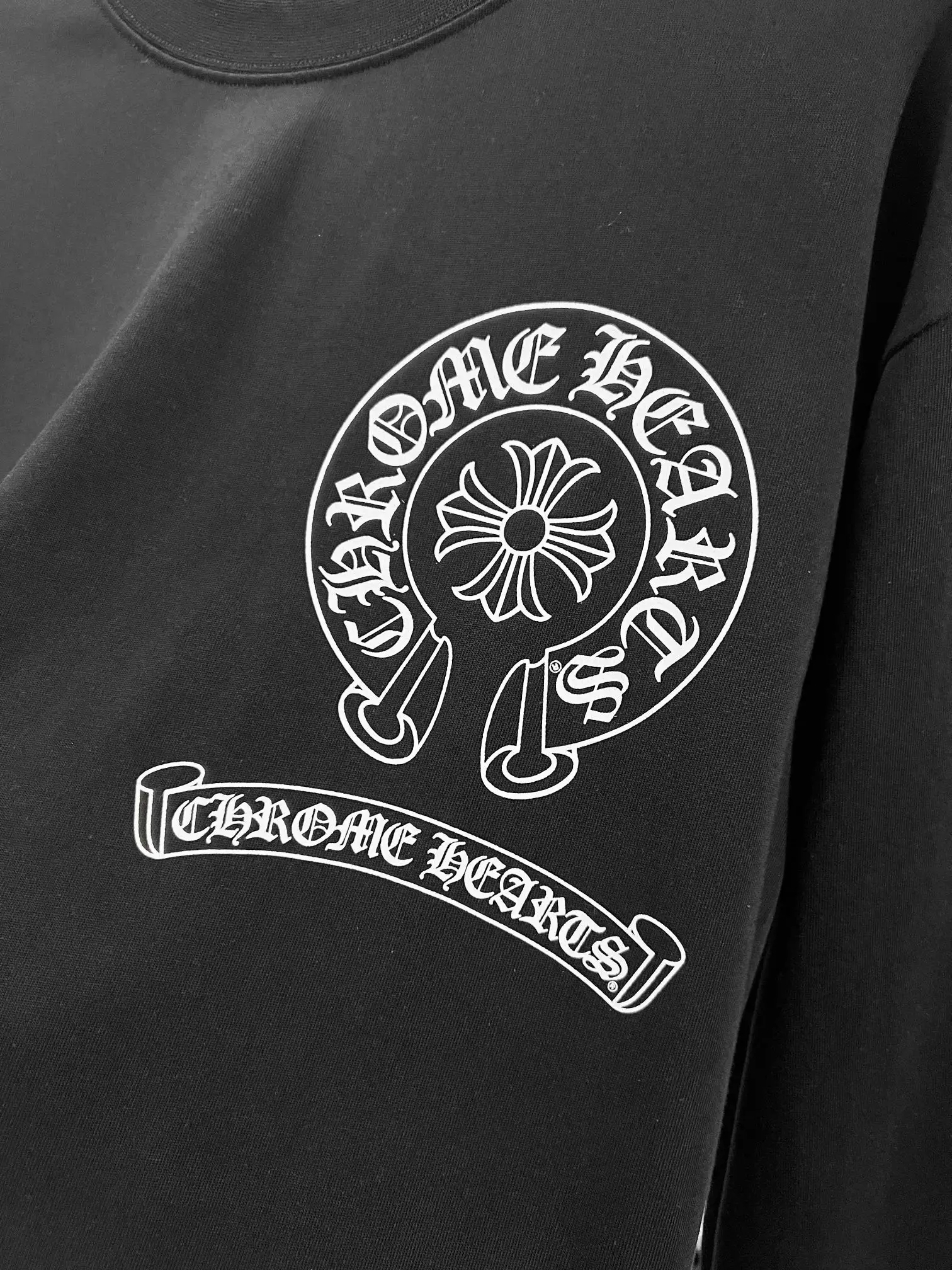 Horseshoe Logo Long-Sleeve Cotton T-Shirt D16024178 — view 4