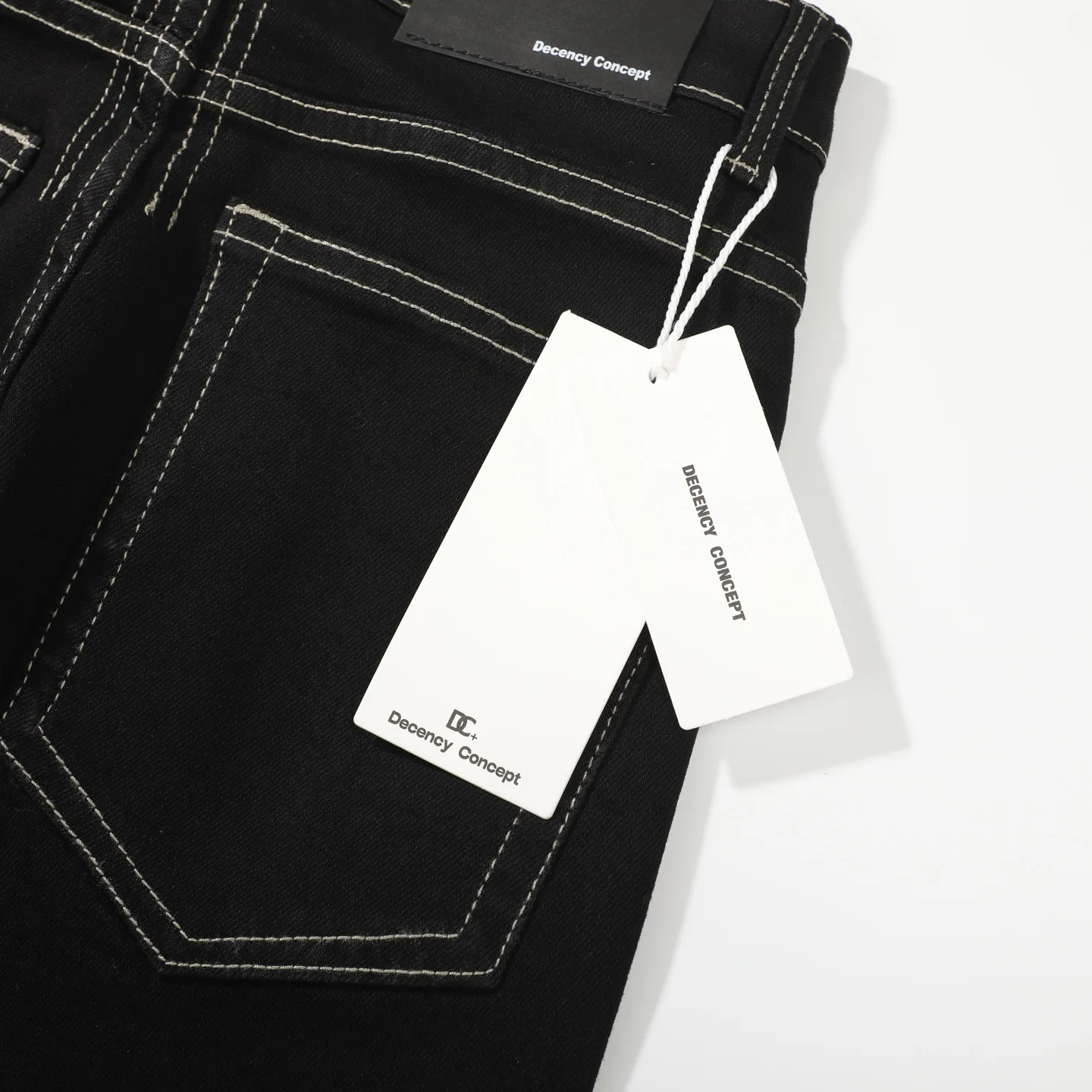 Contrast Stitch Flared Stretch Jeans D16023088 — view 14