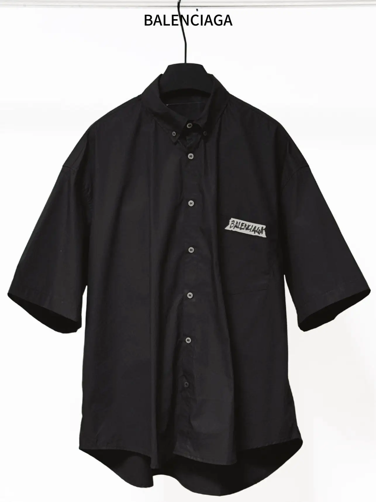 Tape Logo Oversized Short-Sleeve Shirt D16521130