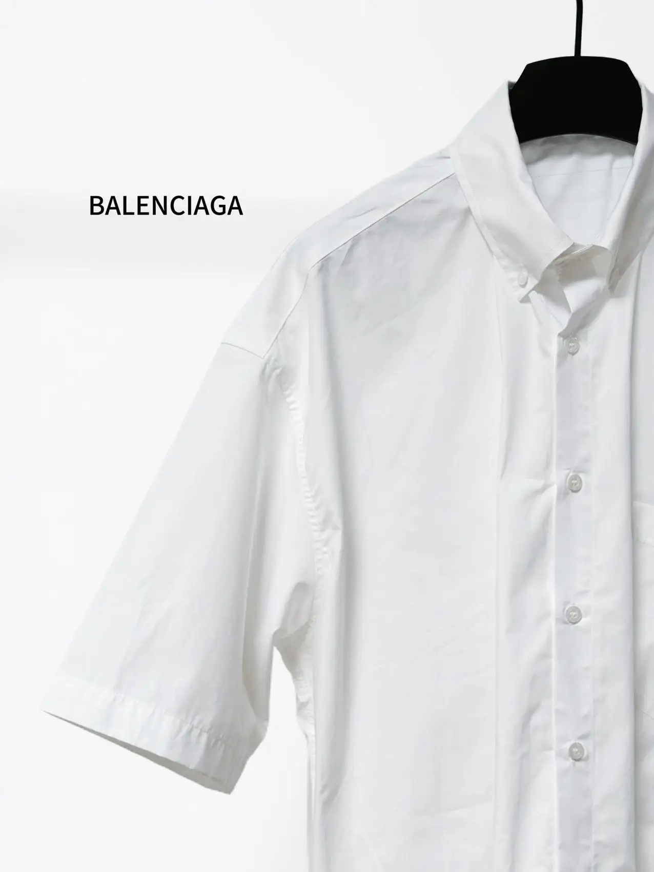 Oversized Tape Logo Short-Sleeve Shirt D16521129 — view 3