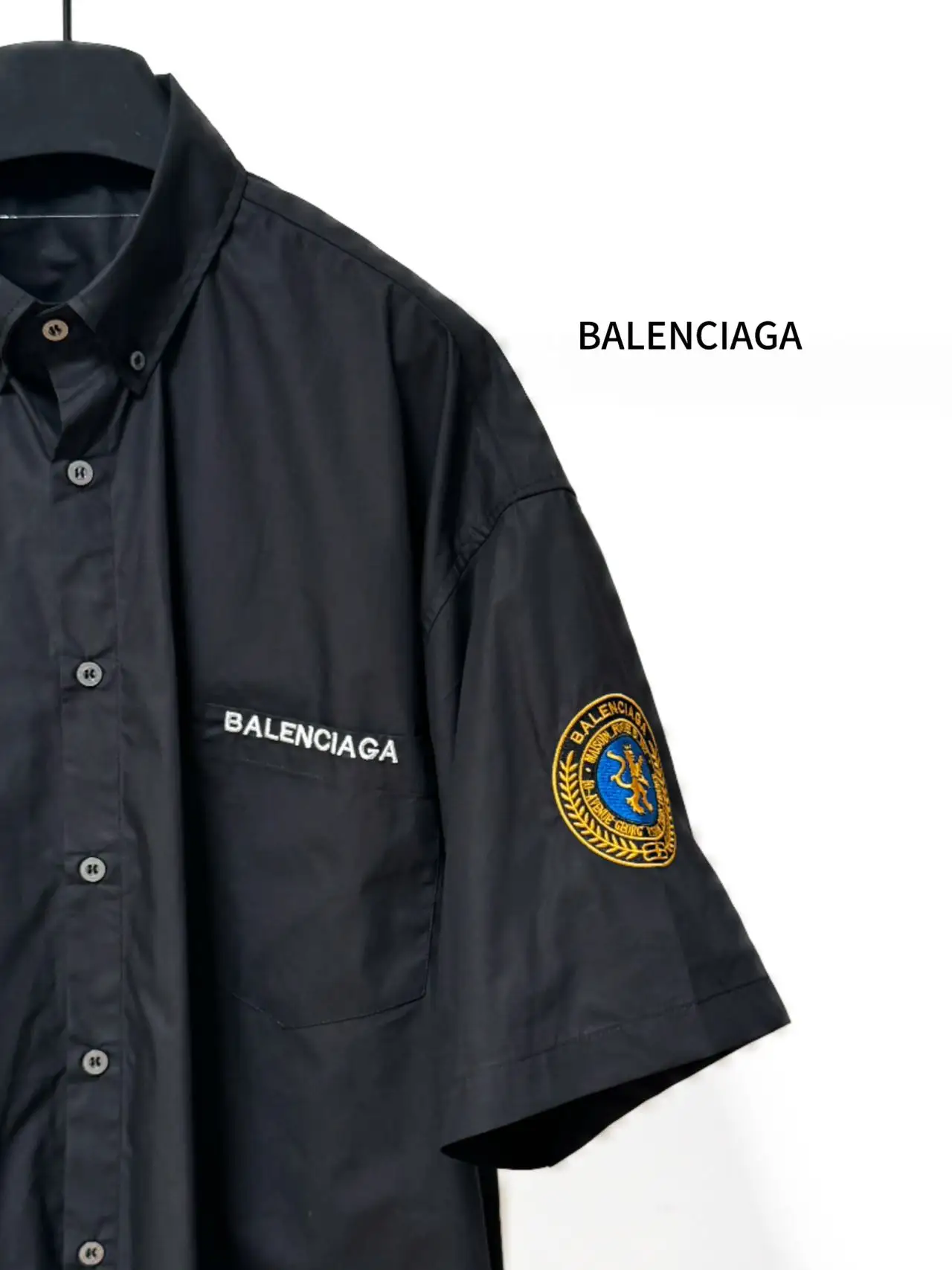 Balenciaga Embroidered Crest Short-Sleeve Shirt D16521136 — view 5