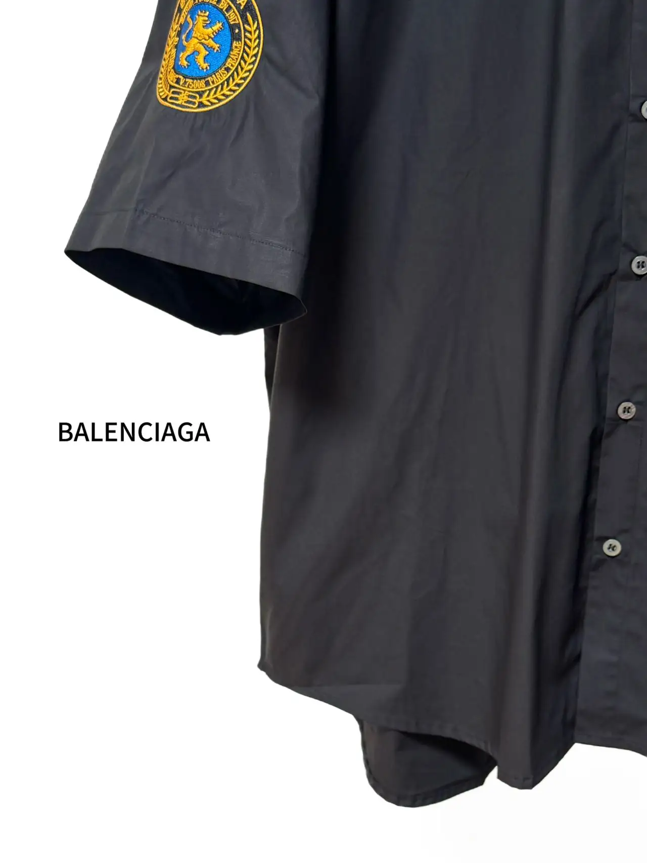 Balenciaga Embroidered Crest Short-Sleeve Shirt D16521136 — view 6