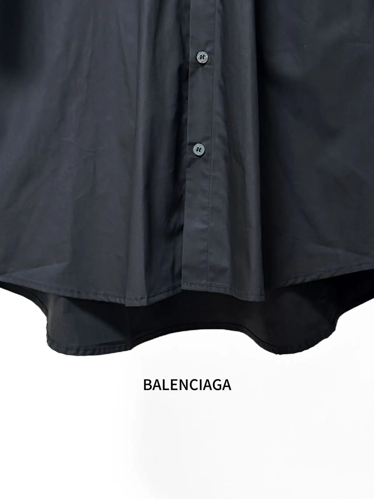 Balenciaga Embroidered Crest Short-Sleeve Shirt D16521136 — view 7