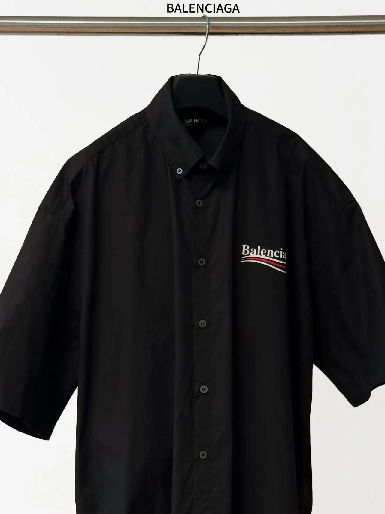 Political Campaign Logo Short-Sleeve Shirt D16521126 — view 4
