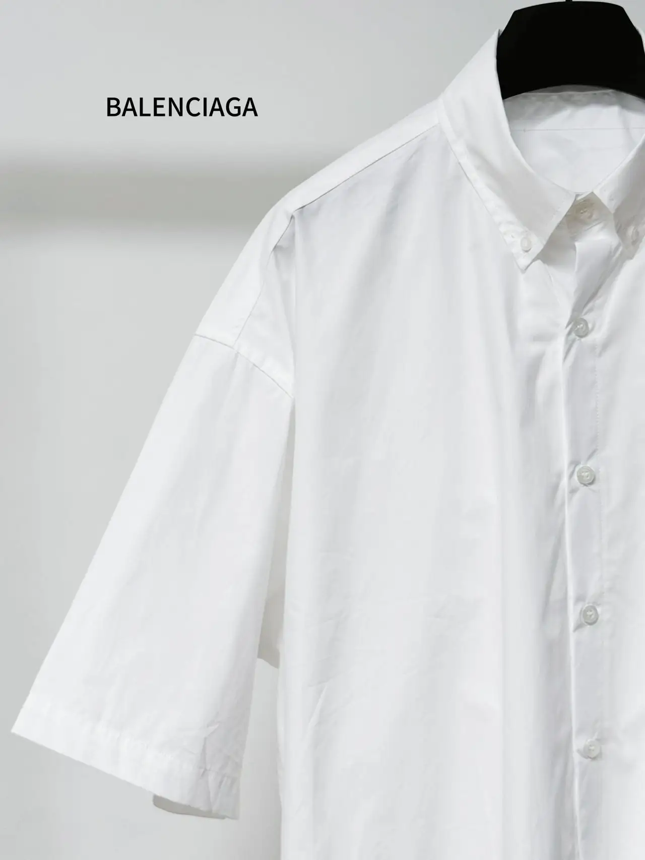 Embroidered Logo Short-Sleeve Cotton Shirt D16521131 — view 3