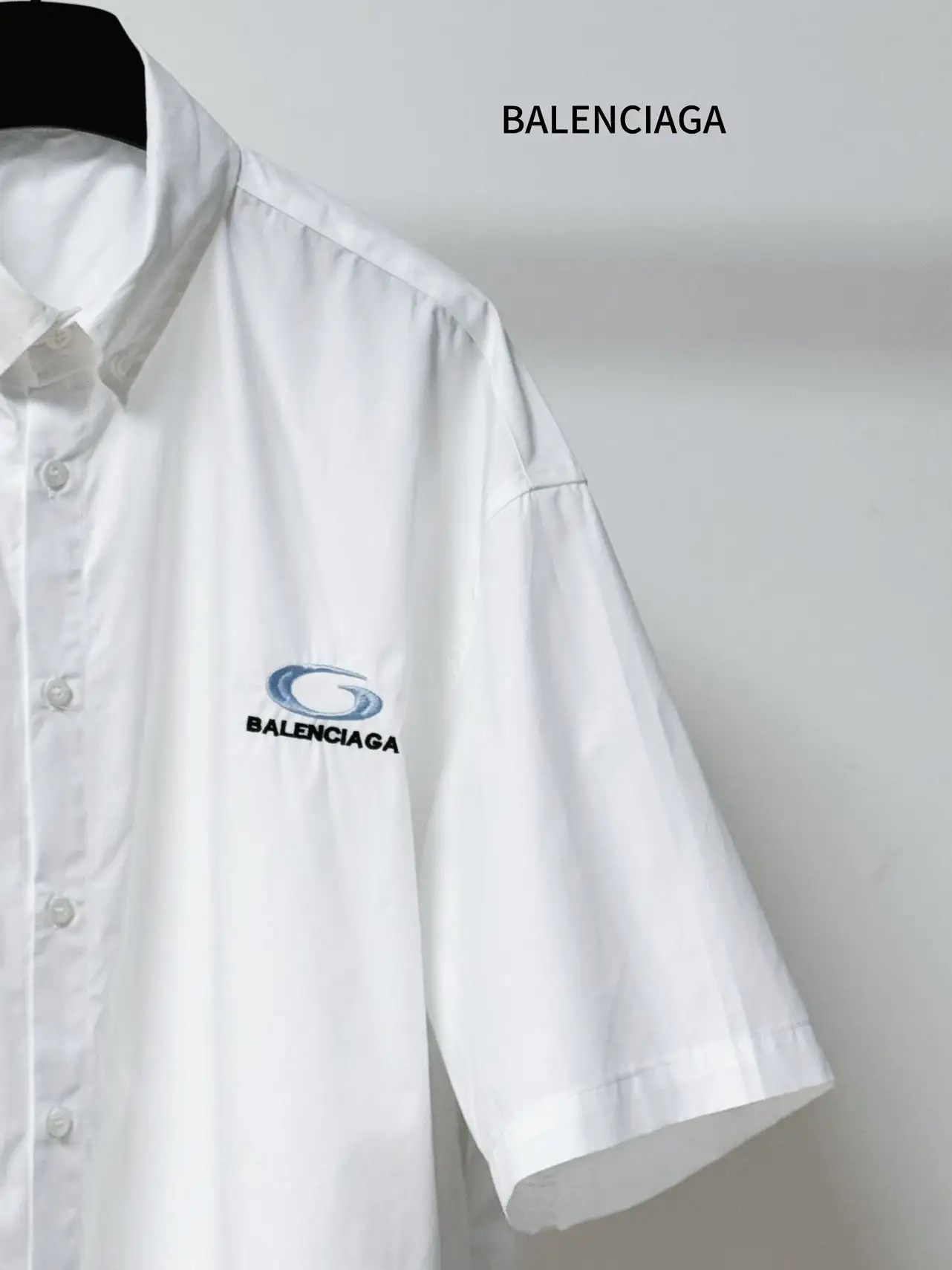 Embroidered Logo Short-Sleeve Cotton Shirt D16521131 — view 5